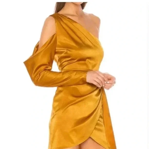 Camila Coelho Stella mini dress in gold - Picture 3 of 14